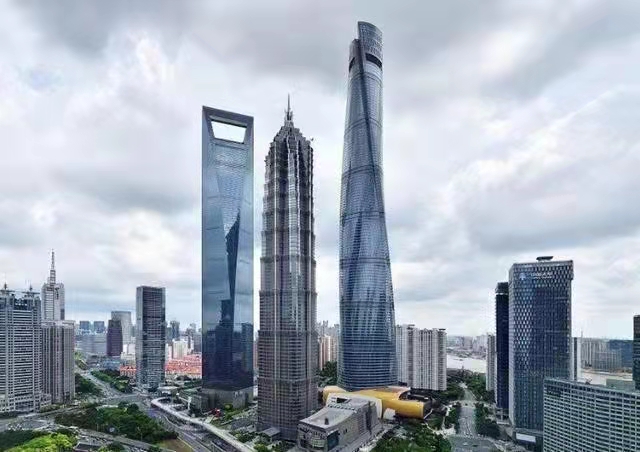 【2021年12月31日】陈晓薇律师团队移居上海中心,欢迎周边朋友来喝我们盈科咖啡